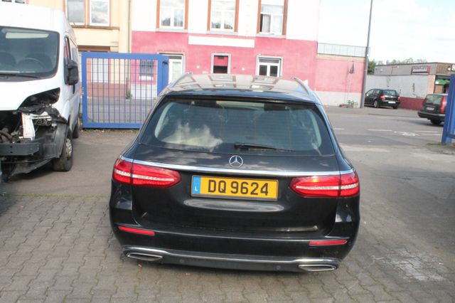 Mercedes-Benz E 200 E -Klasse T-Modell E 200 d