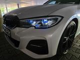 BMW 320d M Sport HuD Laser Harman Kardon Alcantara  - BMW 320 Gebrauchtwagen in München
