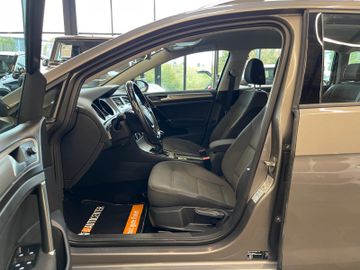 MYAUTOCENTER – Gebraucht- und Jahreswagen mit Werkstattservice in Pfaffenhofen Volkswagen Golf VII Variant Comfortline BMT *Klima*TÜV*PDC*