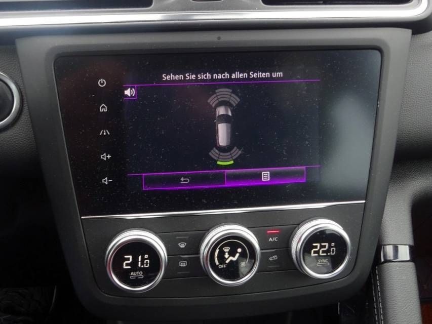 Fahrzeugabbildung Renault Kadjar 1.3 TCe 140 Business Edition Navi