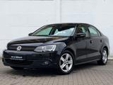 Volkswagen Jetta VI Comfortline 1.Hand*Scheckheft*PDC* - VW Jetta Benzin Gebrauchtwagen