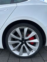 Tesla Model 3 Performance SCHWARZER HIMMEL - Tesla Model 3