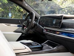 BMW 740 – 19 / 35