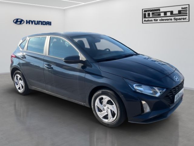 Fahrzeugabbildung Hyundai i20 FL (MY25) Select Navi Kamera PDC Klima uvm.