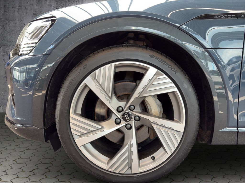 Audi Q8 e-tron - Bild 17