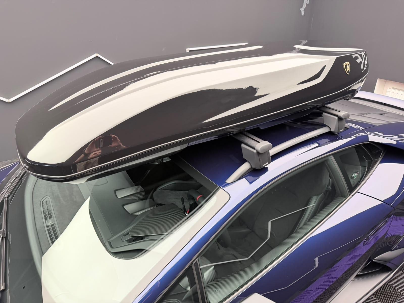 Lamborghini Huracán Sterrato- 1of1499- Lamborghini roof box