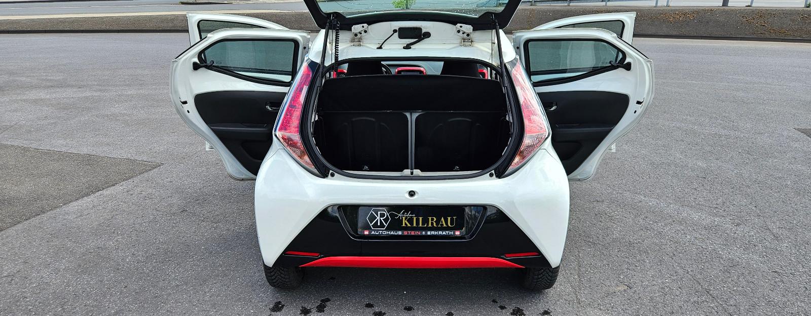 Toyota Aygo Edition Automatik Touch Navi Schaltwippen