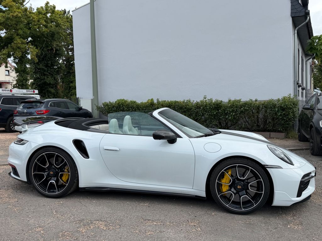 PORSCHE 911 2022