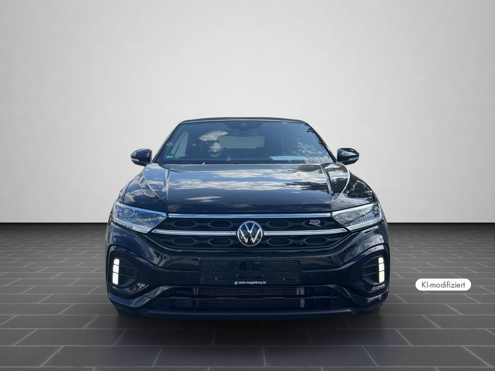 Volkswagen T-Roc Cabriolet R-Line 1,5 TSI DSG 19 App-C foto 5