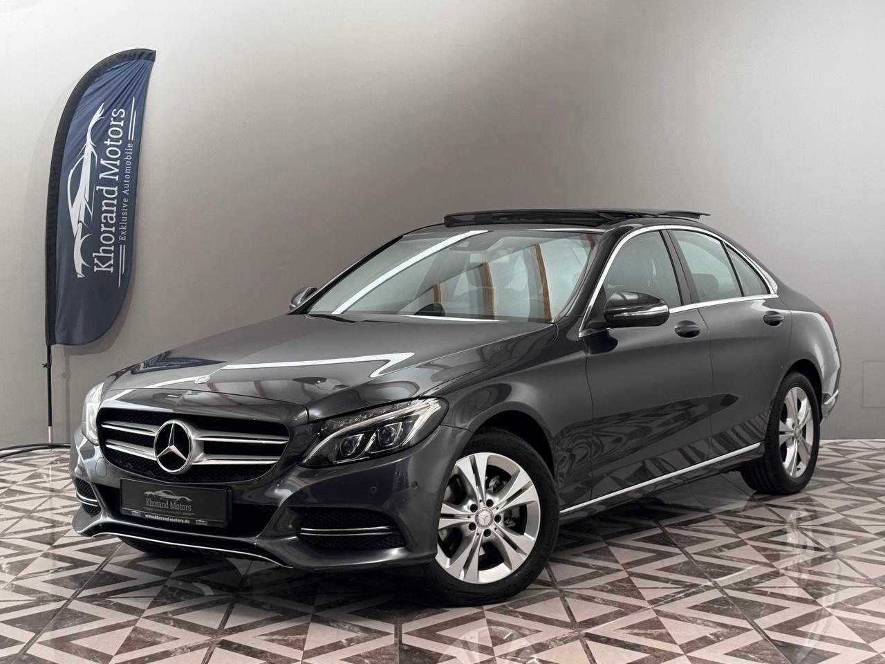 Mercedes-Benz C 200 Limousine Panorama