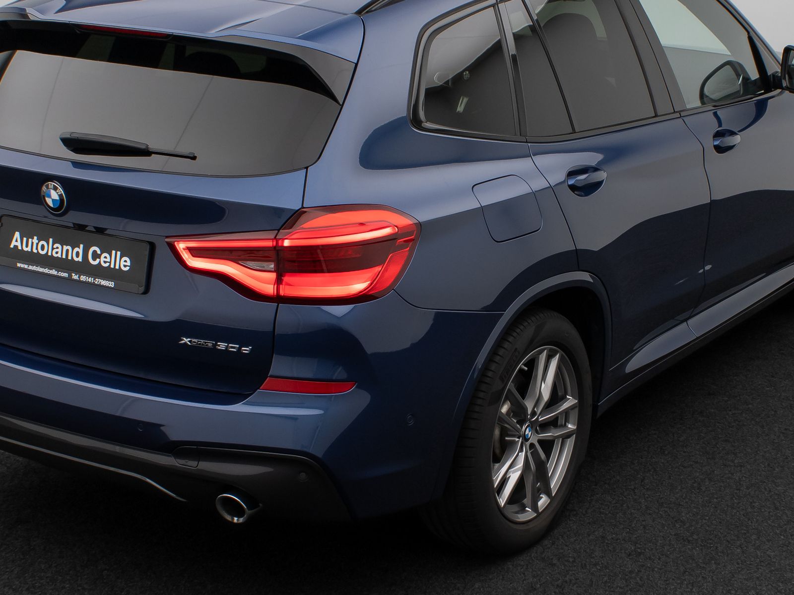 Fahrzeugabbildung BMW X3 xD30d M Sport HUD Kamera DAB Alarm AHK 19Zoll