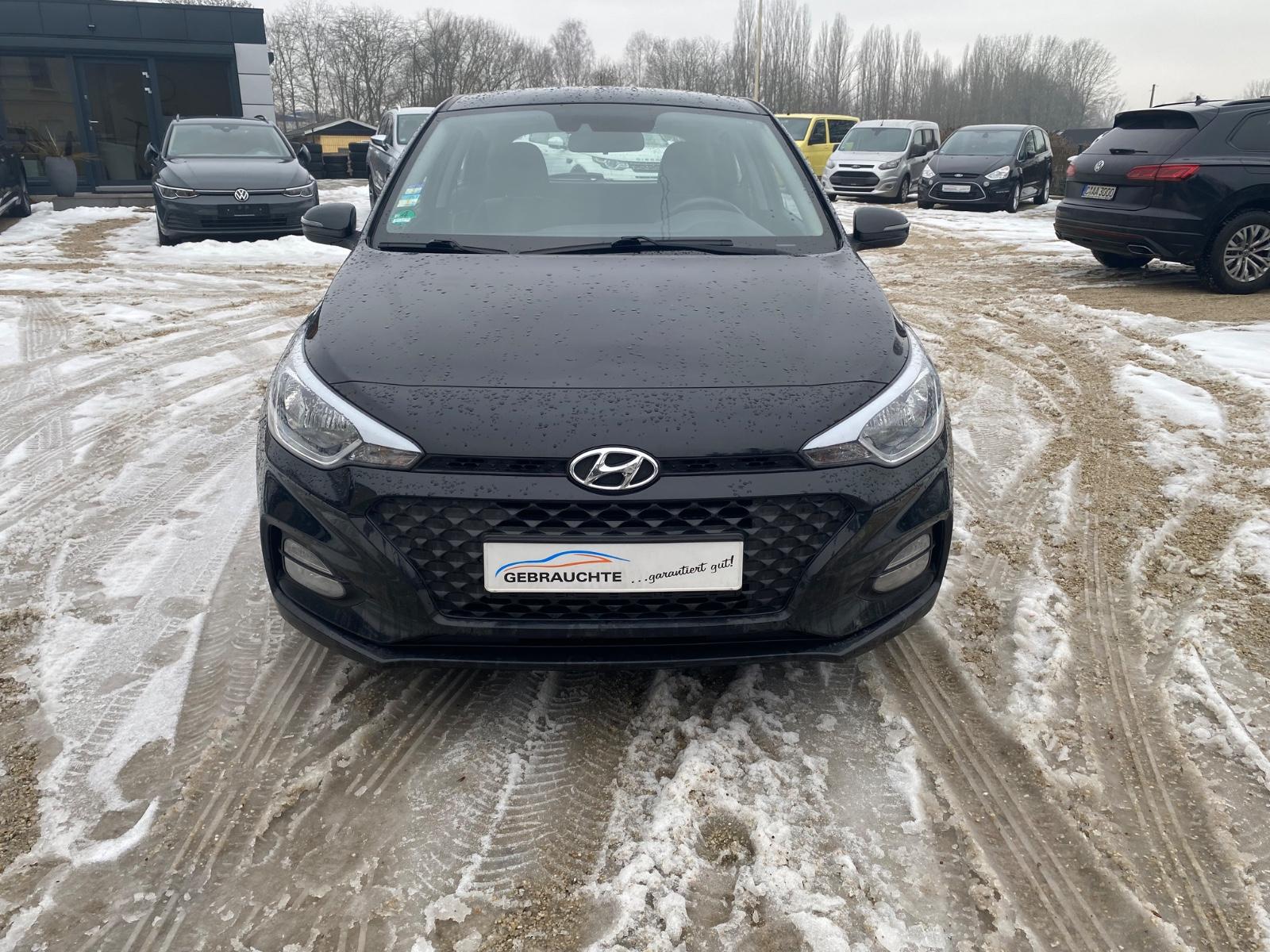 Hyundai i20 Klima, Alu,WR,ZV,TÜV/AU Neu.