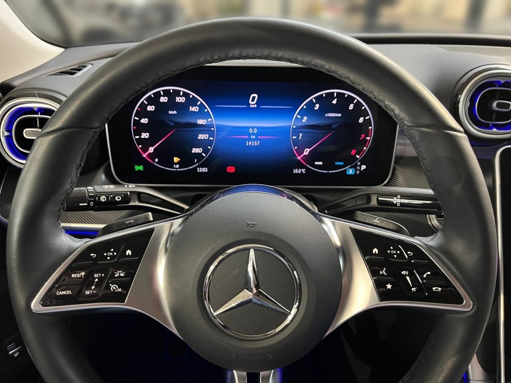 Fahrzeugabbildung Mercedes-Benz C 180 T Avantg. AHK Pano Totwi. Memory LED KAM