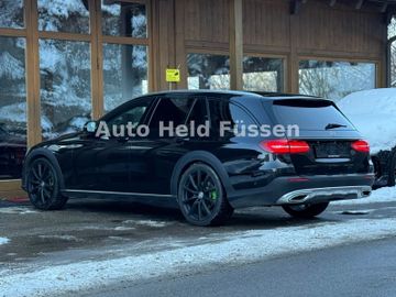 Mercedes E 220 - 7