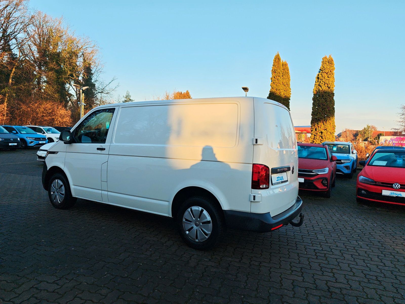 T6.1Transporter Kasten TDi DSG Navi AZV LED