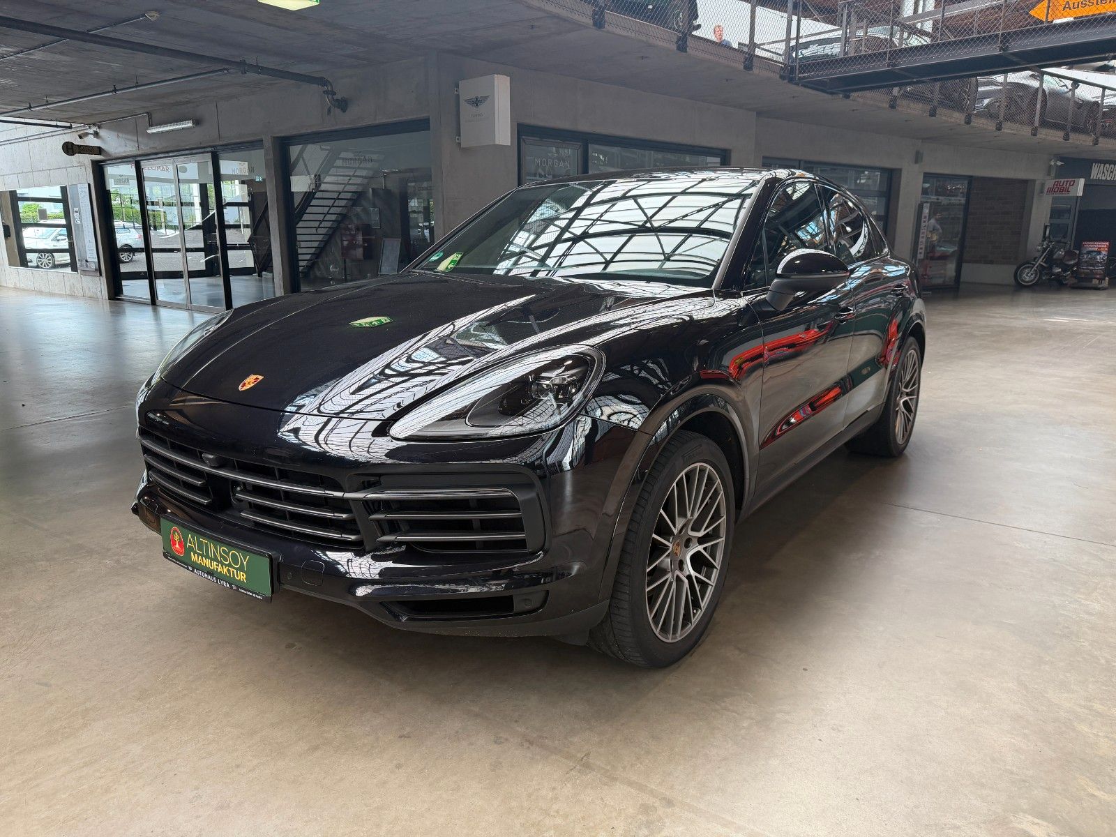 PORSCHE Cayenne Coupe Platinum Edition
