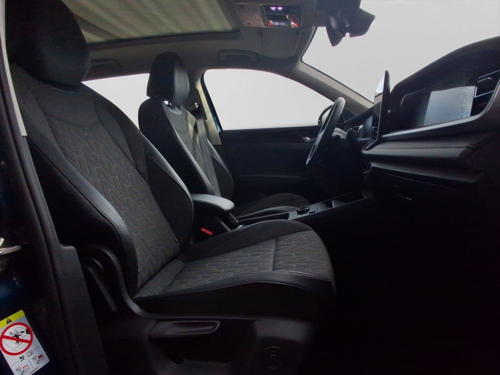 Volkswagen Tayron 1.5 eTSI LIFE 7SITZE MATRIX LM19 AHK foto 4
