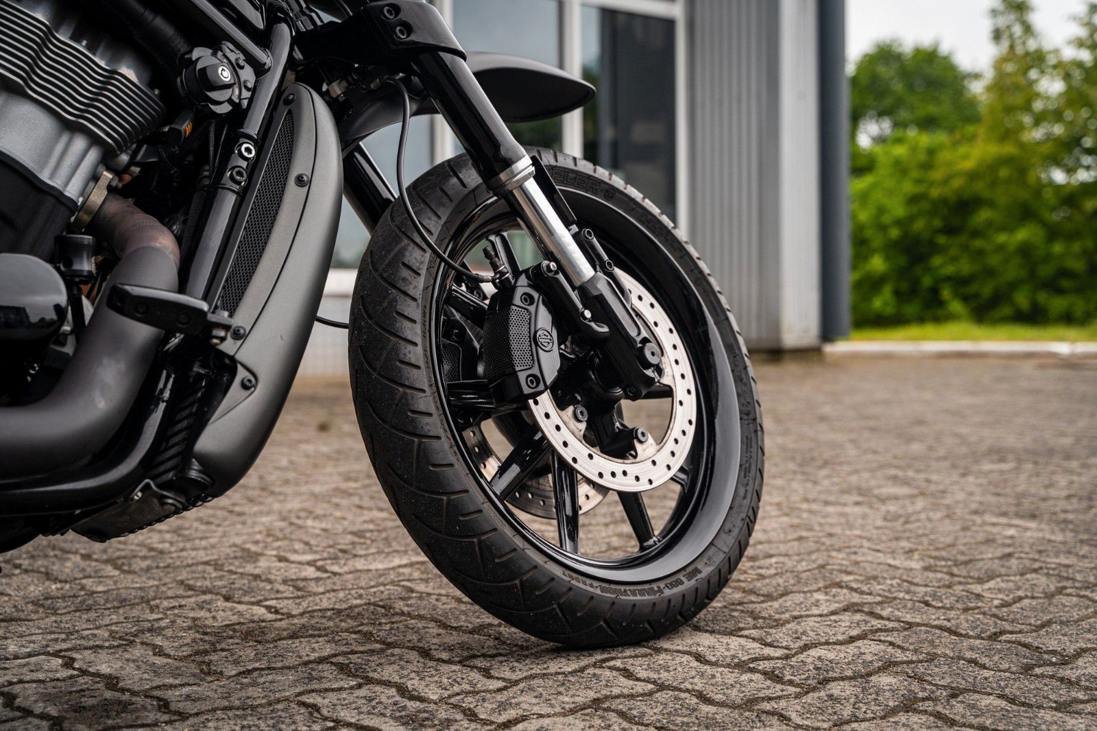 Fahrzeugabbildung Harley-Davidson VRSCR Street-Rod - Jack Lomaxx Custom Umbau