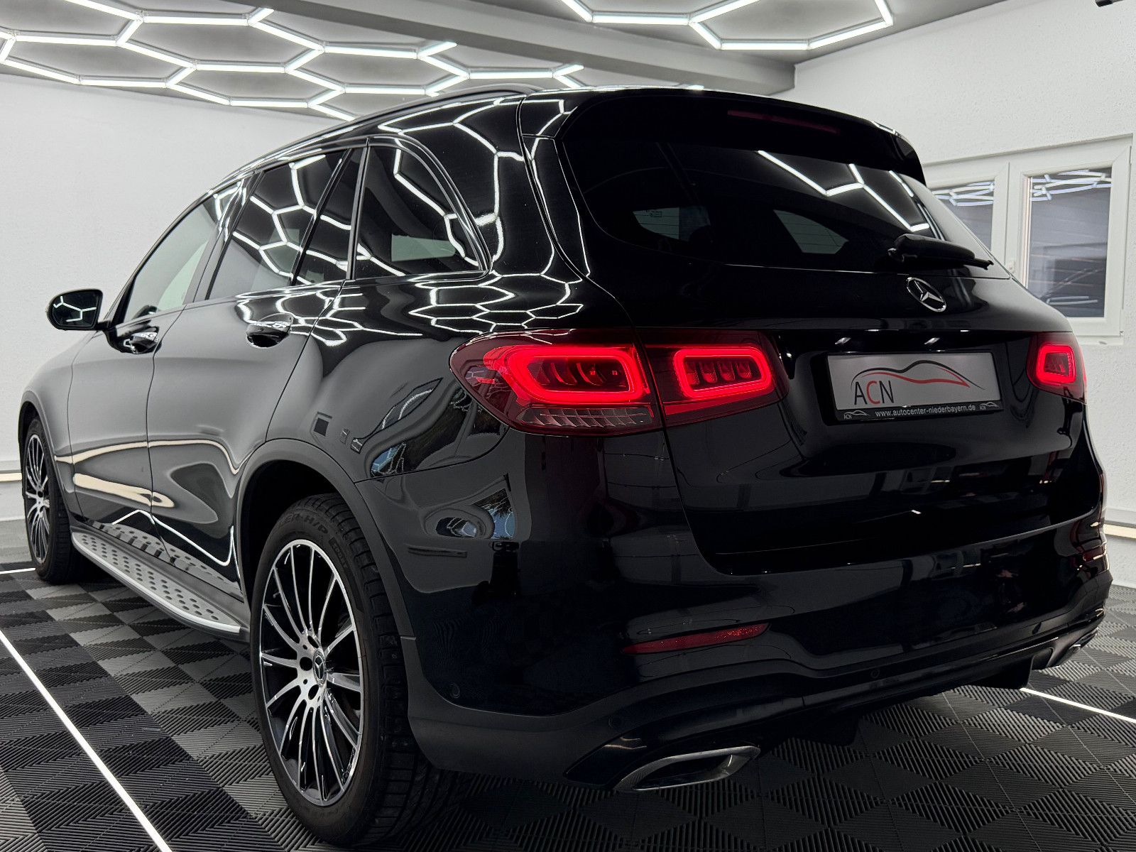 Fahrzeugabbildung Mercedes-Benz GLC 400 d 4Matic AMG-LINE/AMBIENTE+/360*/MEMORY