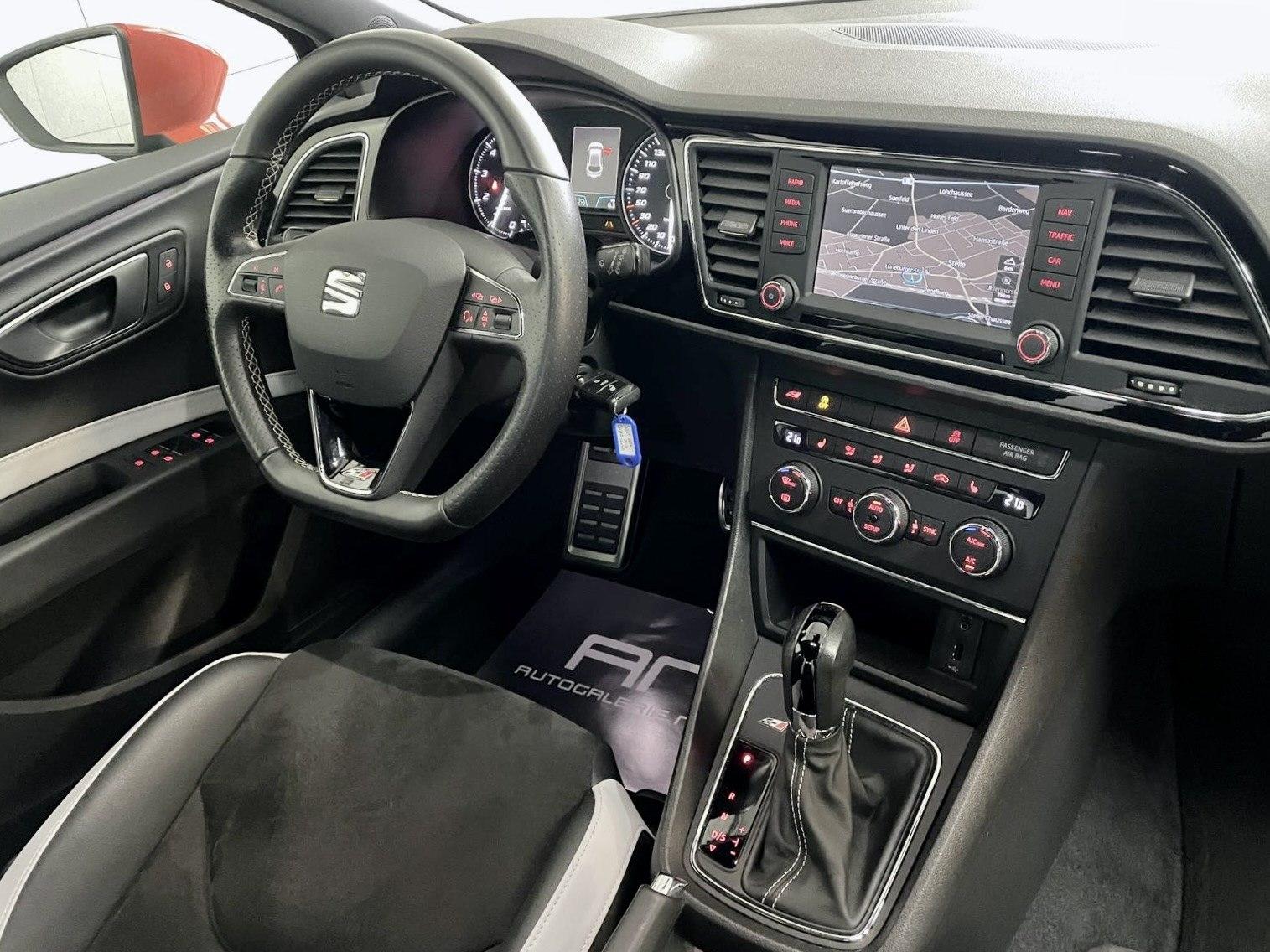 SEAT Leon Cupra 290 DSG – 1ère Main – 67 500 km – DCC – Alcantara – Caméra – Full LED