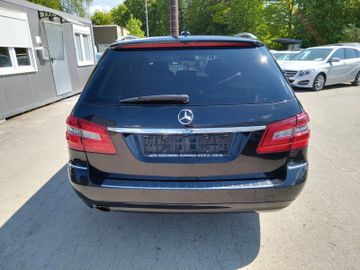 Mercedes E 200 - 7