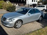 Mercedes-Benz W221.071 mit V8 Motor, Nachtsichtassistent - Mercedes-Benz S-Klasse Gebrauchtwagen in München