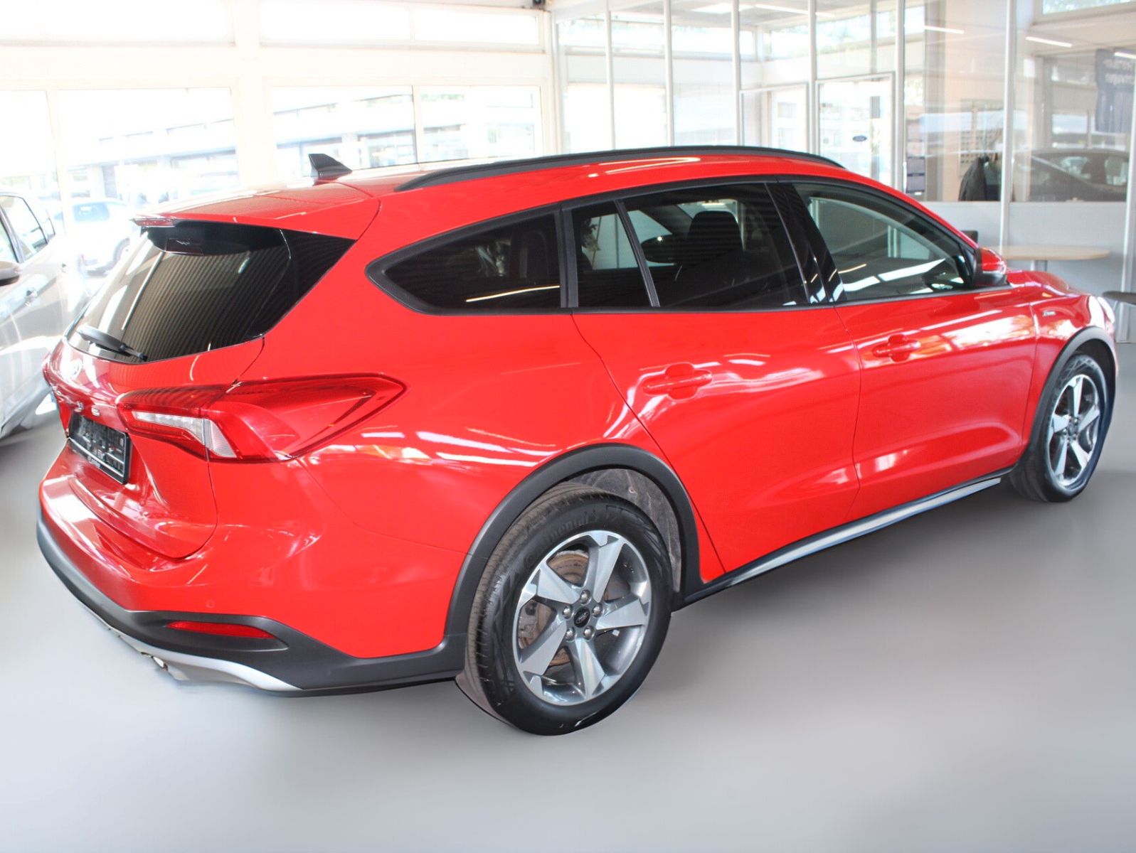 Fahrzeugabbildung Ford Focus Active Turnier LED NAVI WinterPaket uvm.