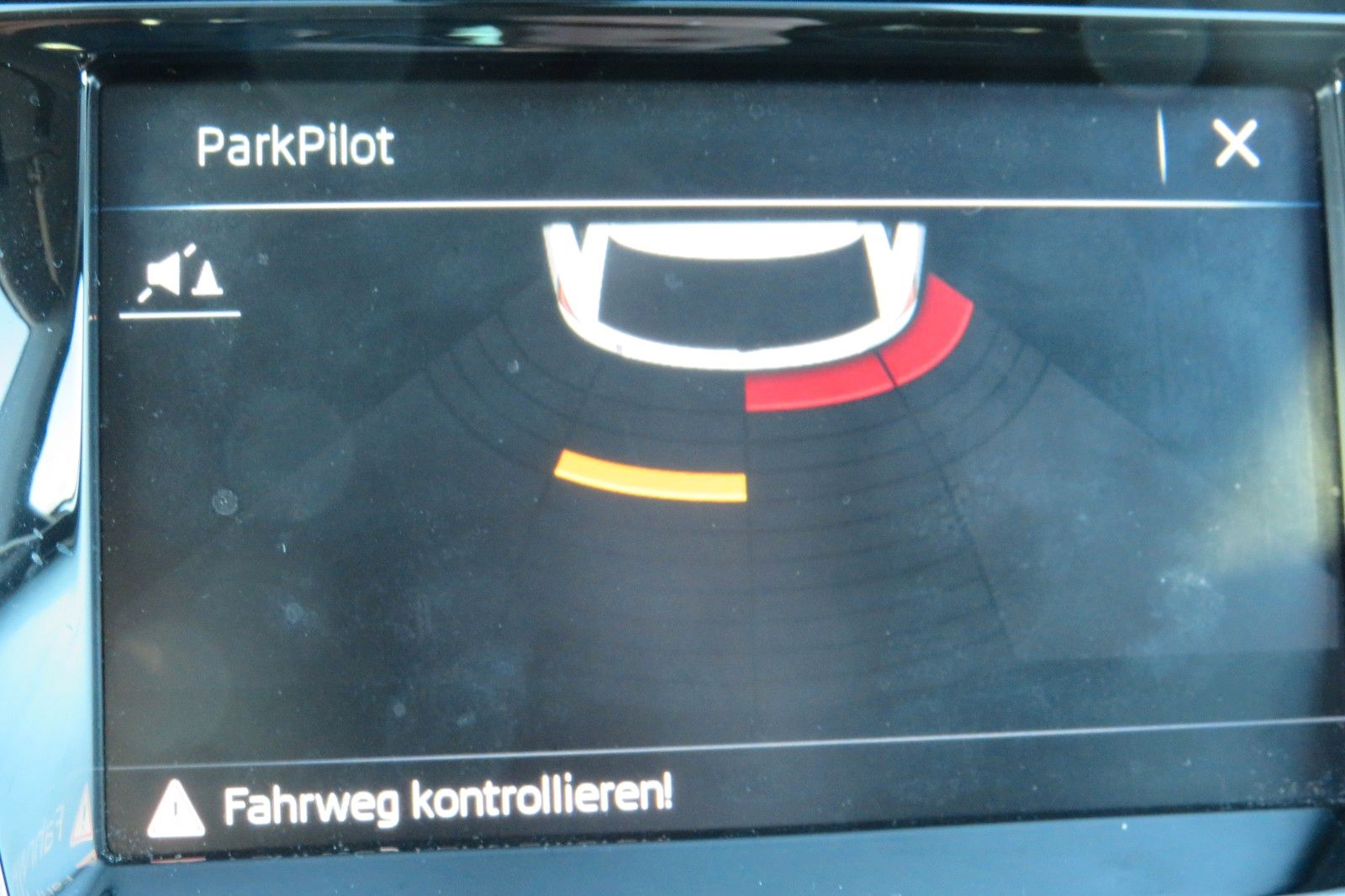 Fahrzeugabbildung SKODA Fabia Combi Ambition APP-CONNECT GRA PDC SITZH.1