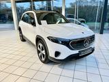 Mercedes-Benz EQB 300 4MATIC /El. Art /Pano/Distr/Night/Kamera - Mercedes-Benz EQB von privat