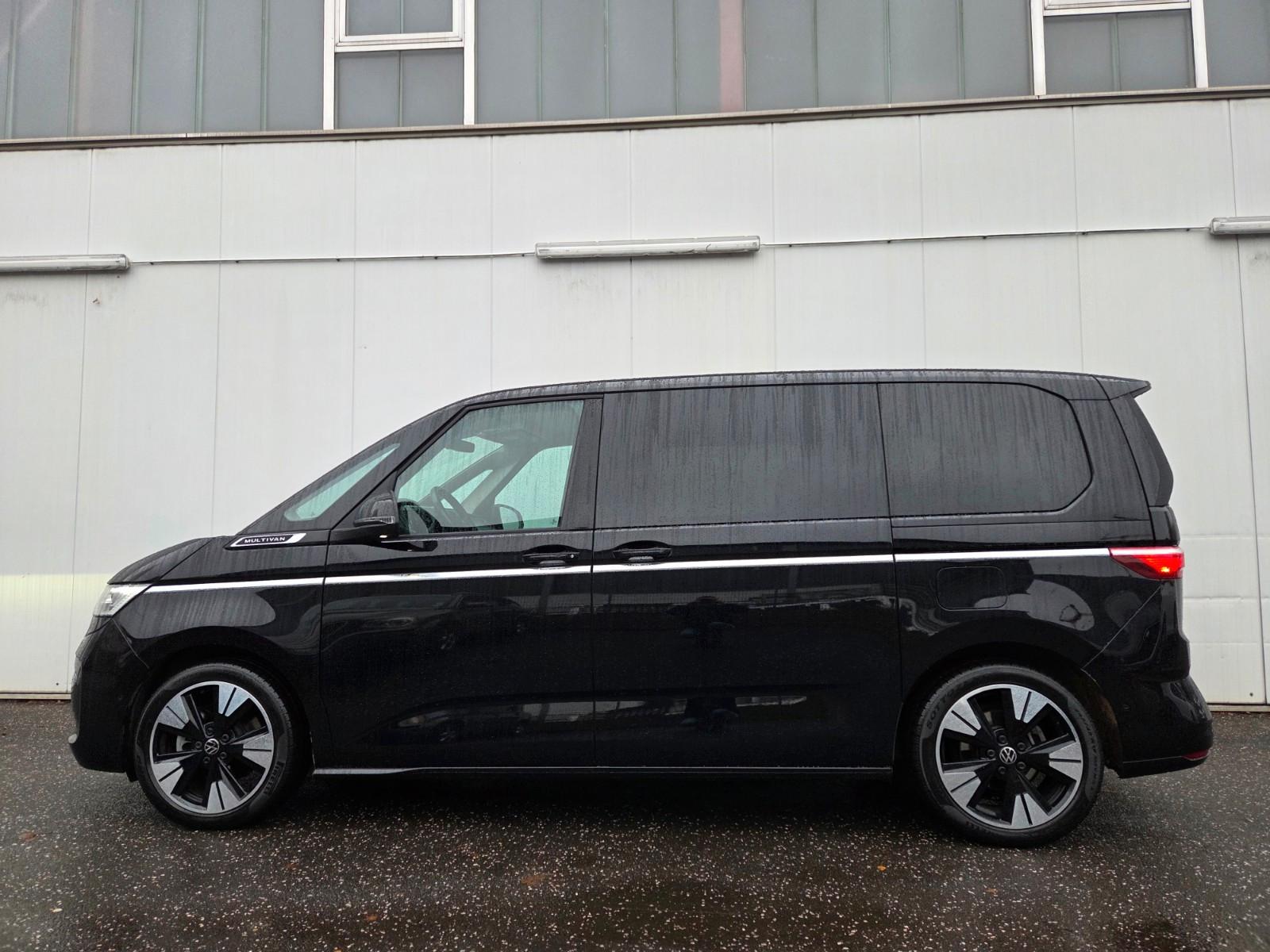 Volkswagen T7 Multivan eHybrid Style/Massage/AHK
