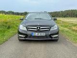 Mercedes-Benz C 180 Coupé - - Mercedes-Benz C 180 von privat