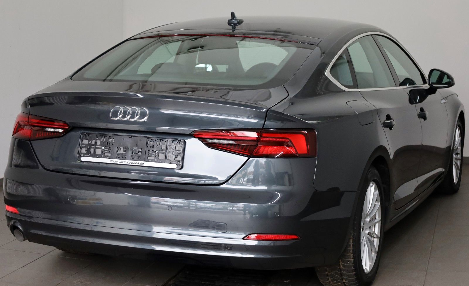 Fahrzeugabbildung Audi A5 Sportback 35 TDI, Navi,Xenon,SH,PDC