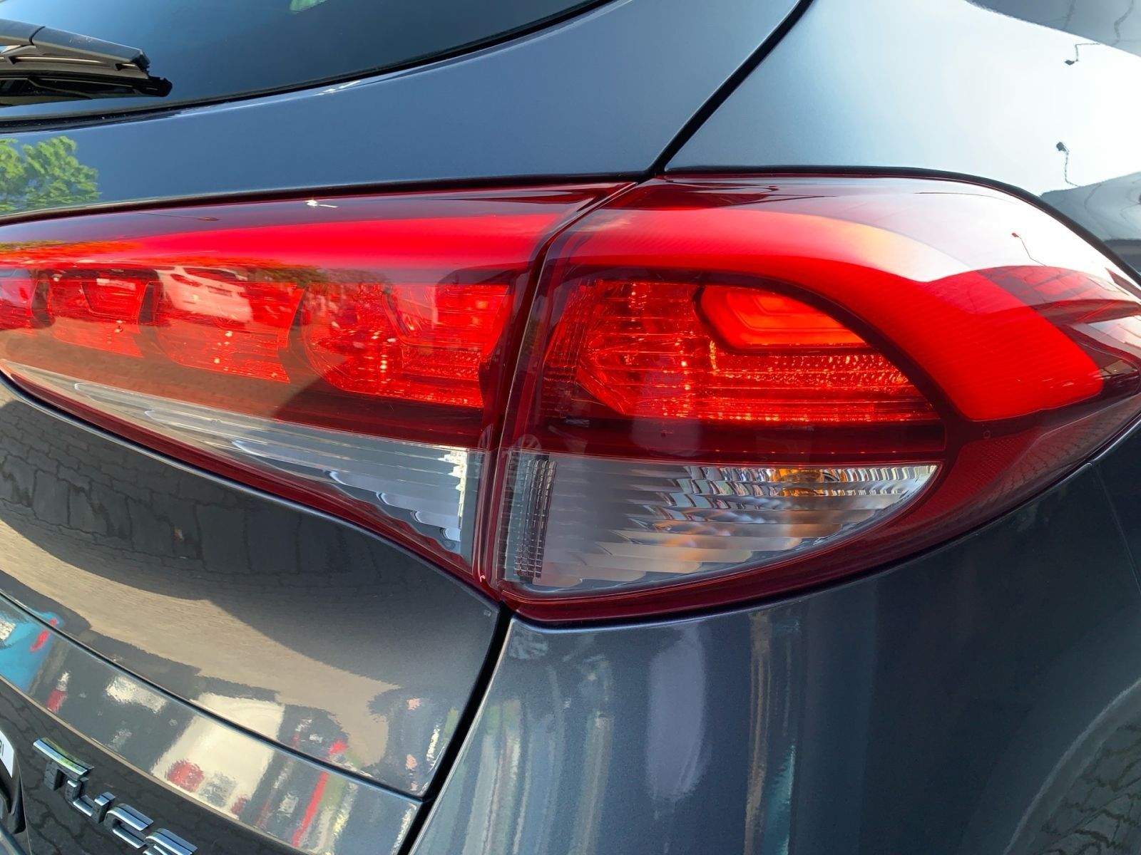 Fahrzeugabbildung Hyundai TUCSON 1.6 Passion Navi 8xbereift
