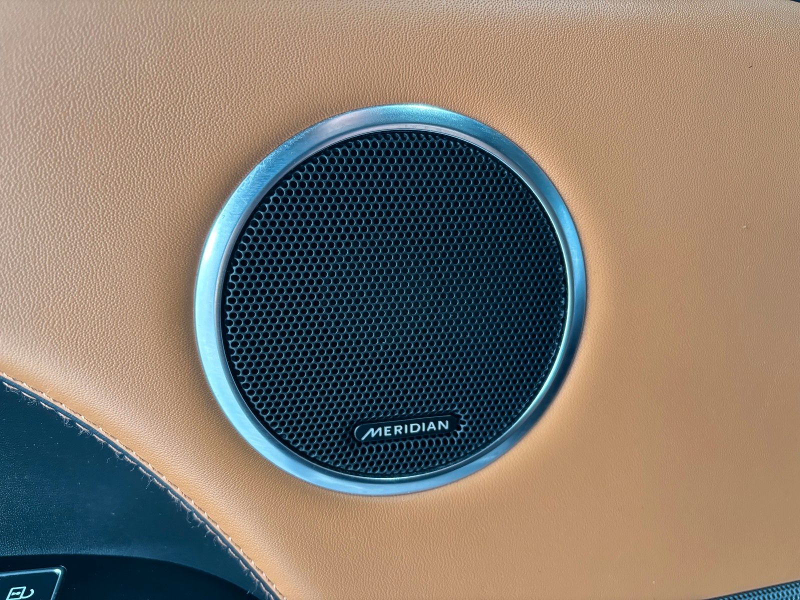 Fahrzeugabbildung Land Rover Range Rover Sport D350 Pano*Meridian*Keyless*Kam