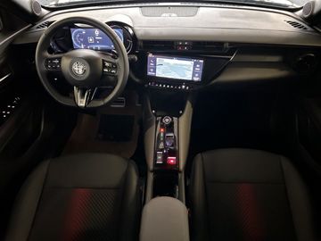 Alfa Romeo Junior 1.2 Ibrida Speciale MASSAGE LED KAMERA SH