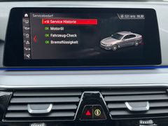 BMW 520d Autom. *DISPLAY KEY*HEAD UP*SURROUND VIEW*