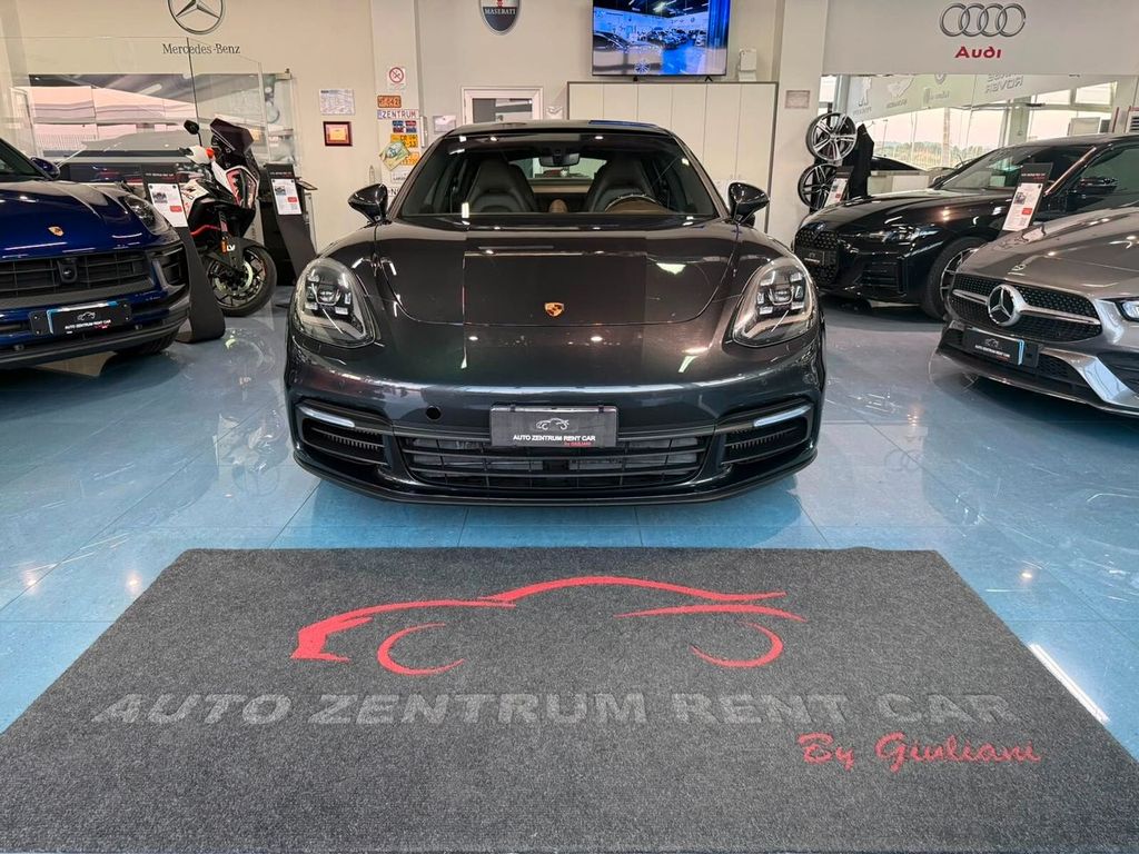 Image of Porsche Panamera