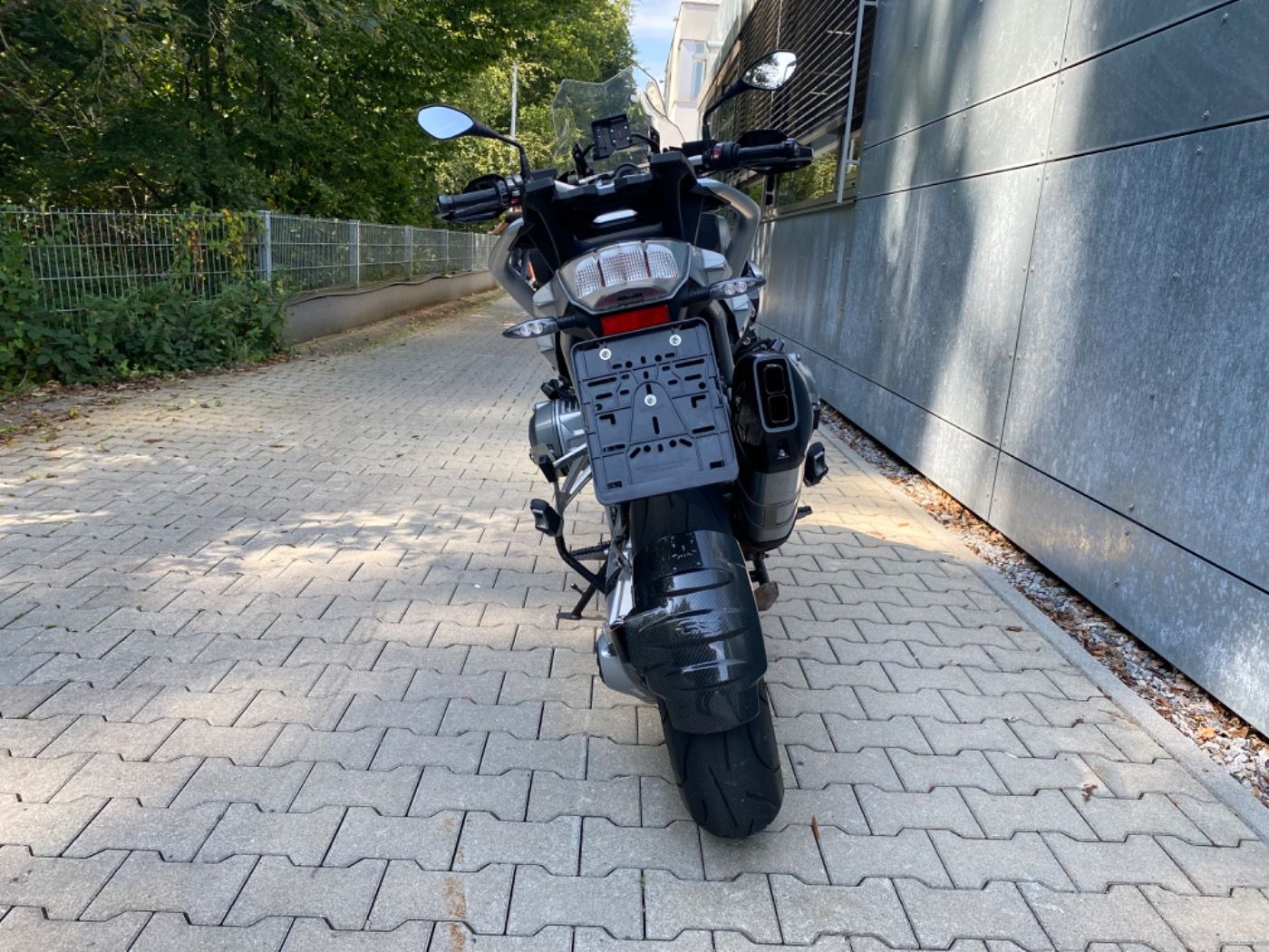 Fahrzeugabbildung BMW R 1200 GS LC Carbon