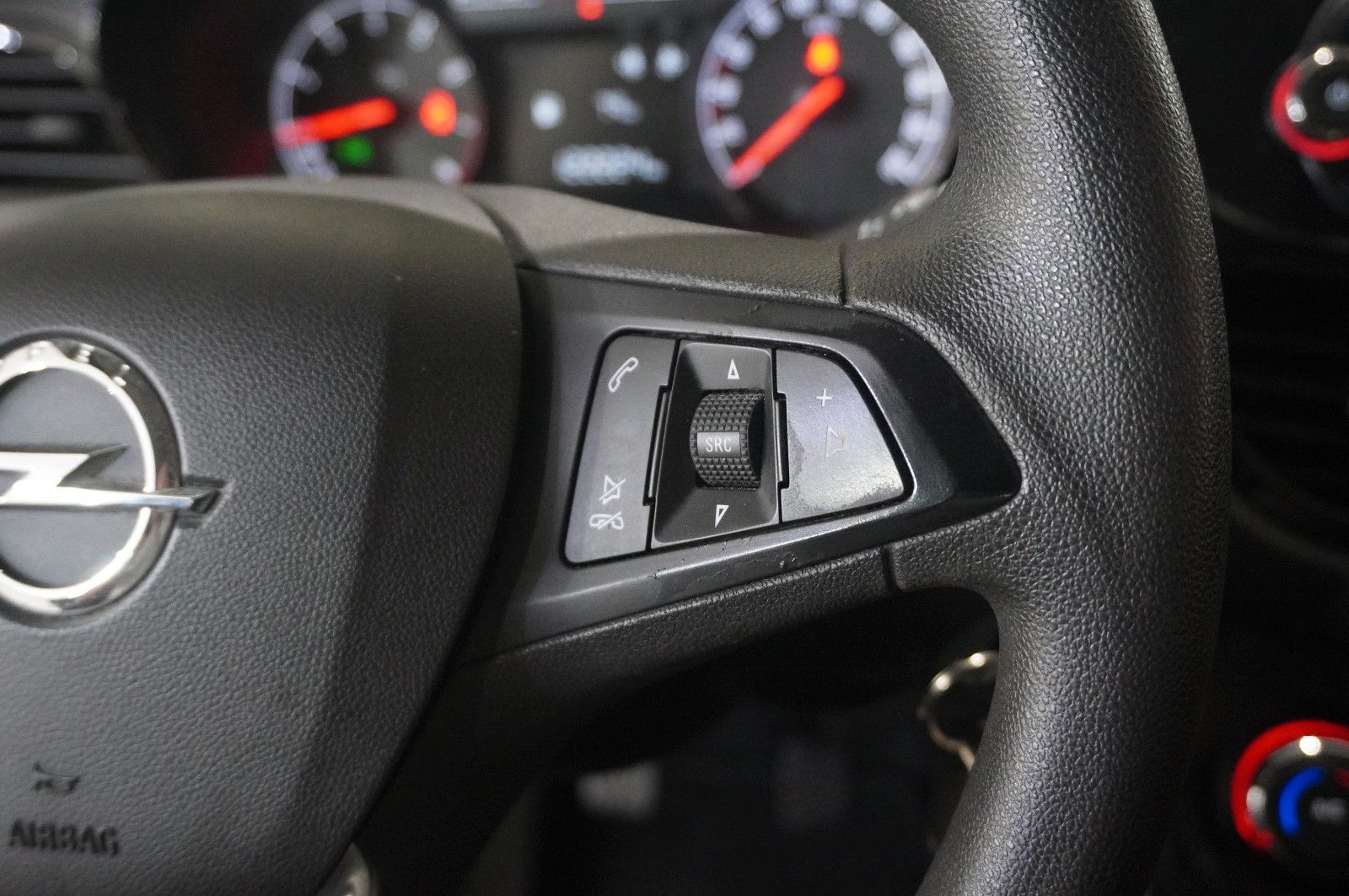 Fahrzeugabbildung Opel Karl 1.0 EDITION 5-TÜR KLIMA/USB/TEMP./BT