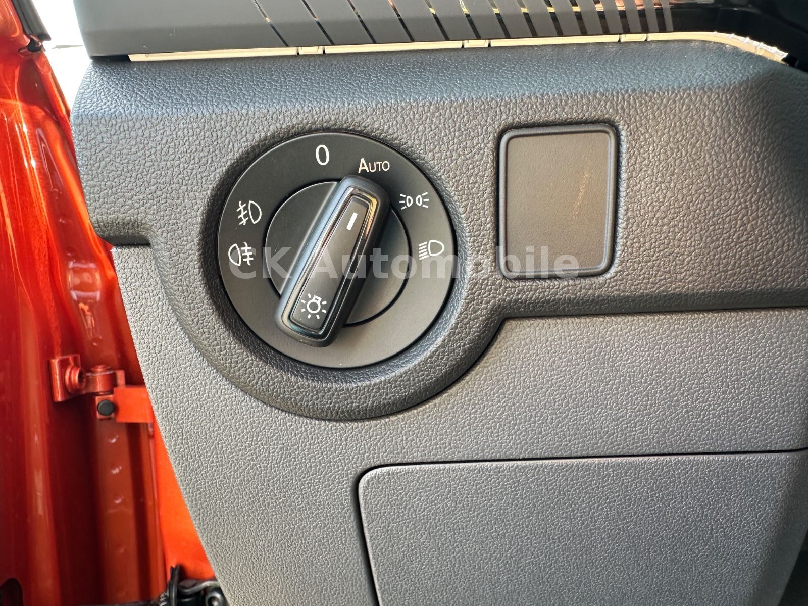 Fahrzeugabbildung Volkswagen T-Cross Style 1.0 TSi DSG/Navi/LED/ACC/Kamera