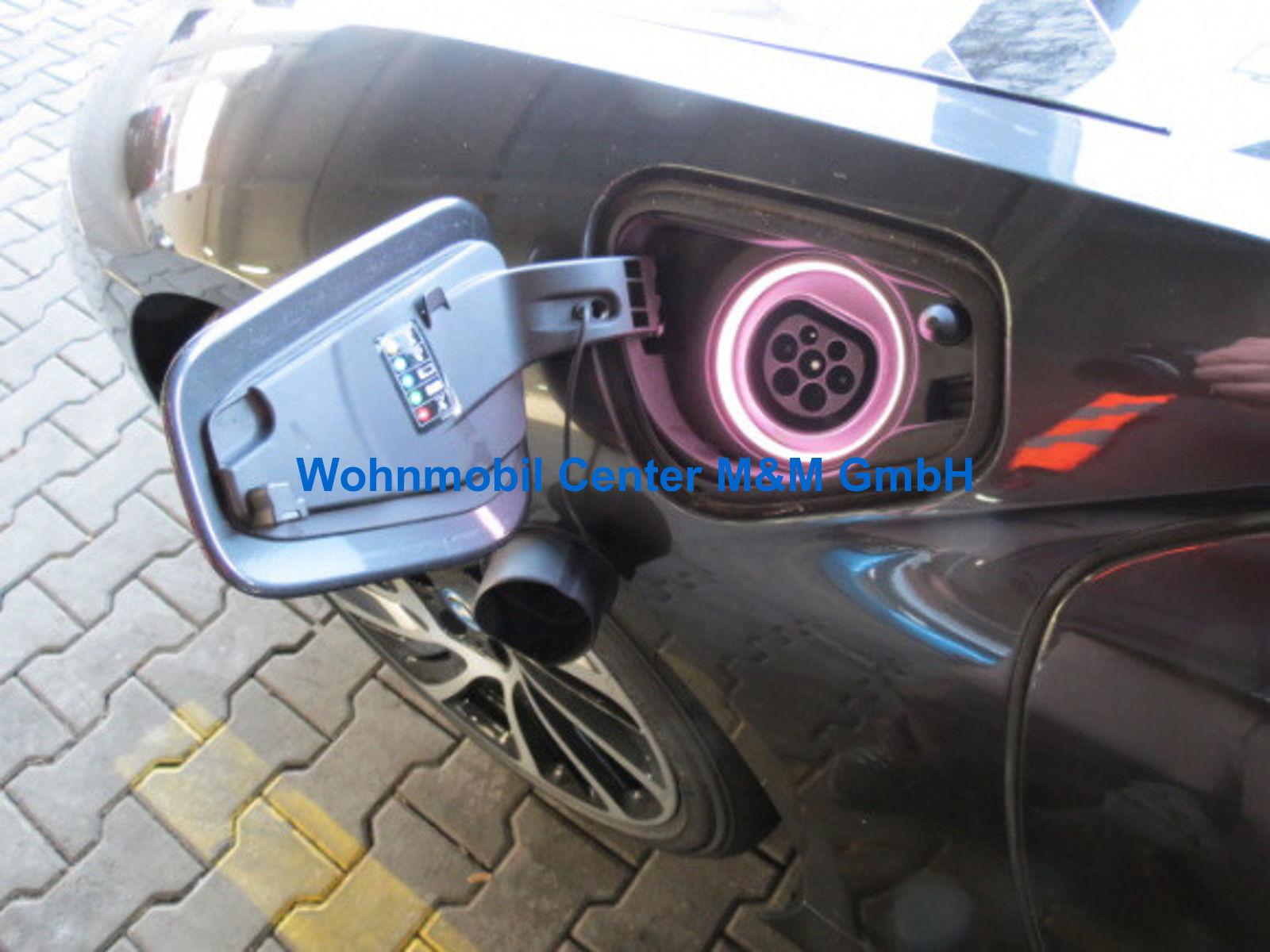 BMW i8 Laserlicht Head Up UPE152.569¤ Coupe