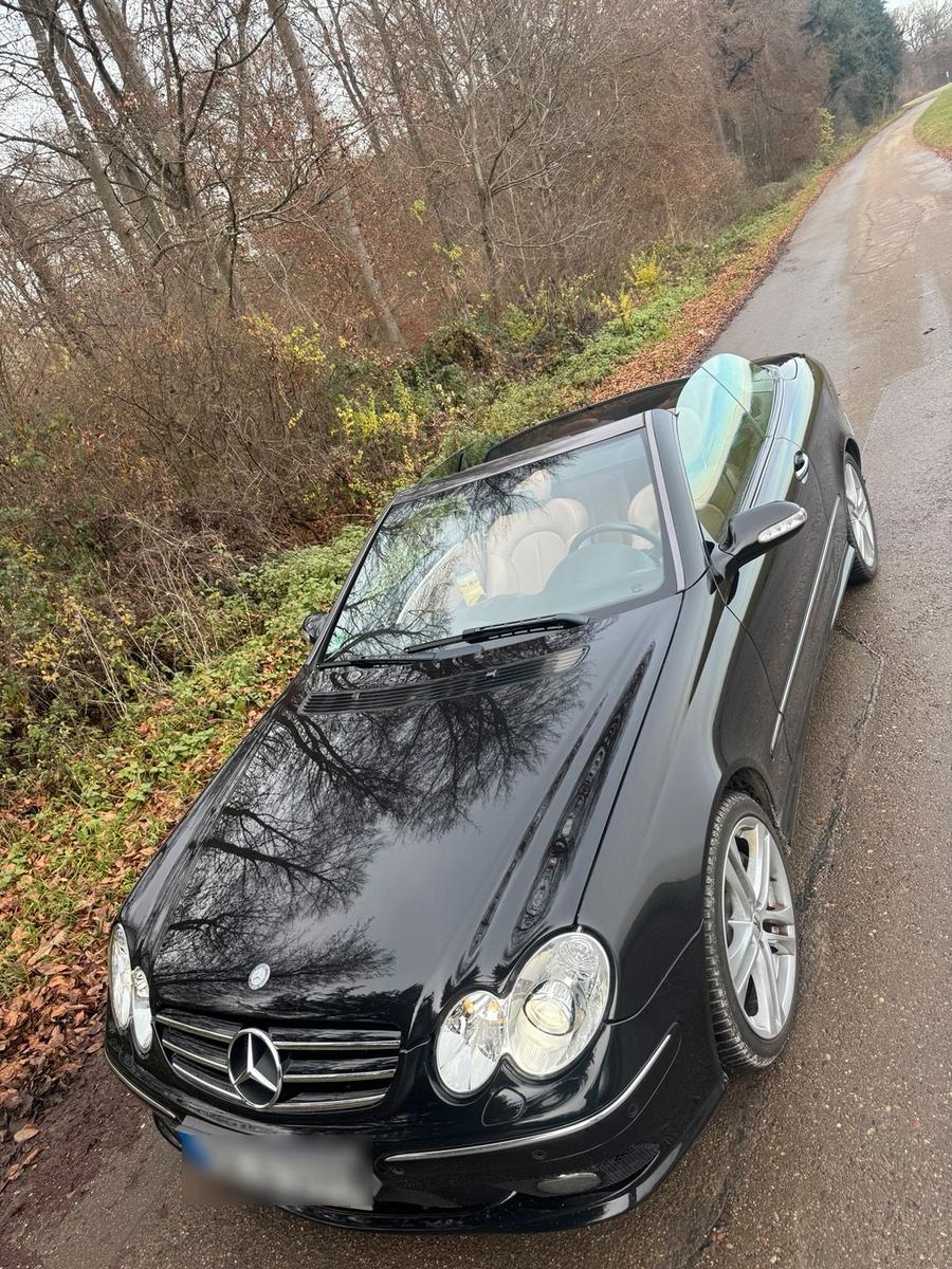 Mercedes-Benz CLK 320