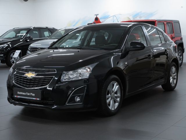 Chevrolet Cruze Hatchback LT + / NAVI/UNFALLFREI !