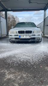 BMW E38 728i  gepflegter Klassiker mit fr... - BMW 728: 728i E38