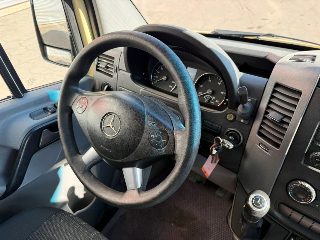 Car thumbnail