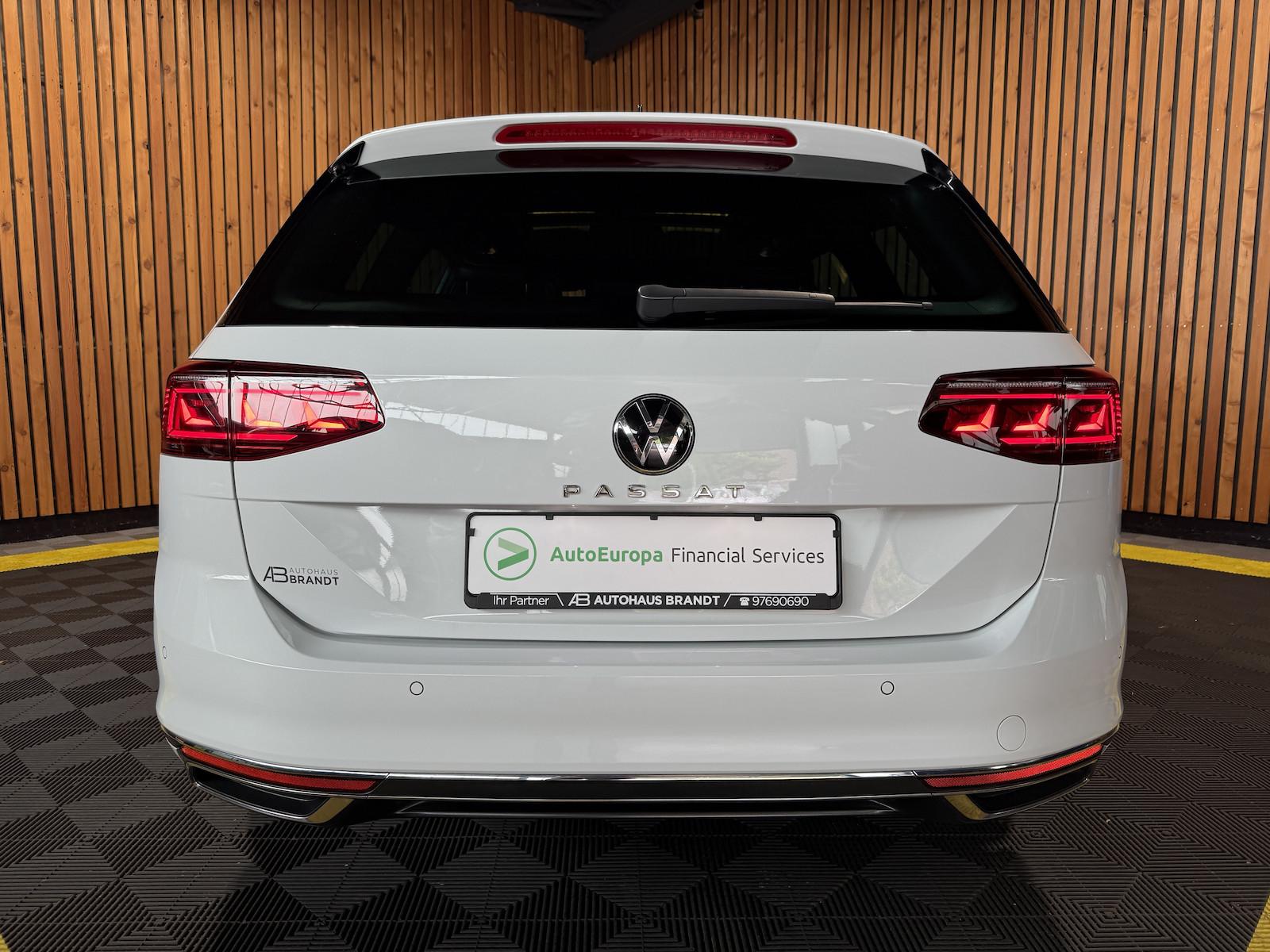 Volkswagen Passat TDI Elegance Navi*IQ*Kam*AHK*Pano, миниатюра 6