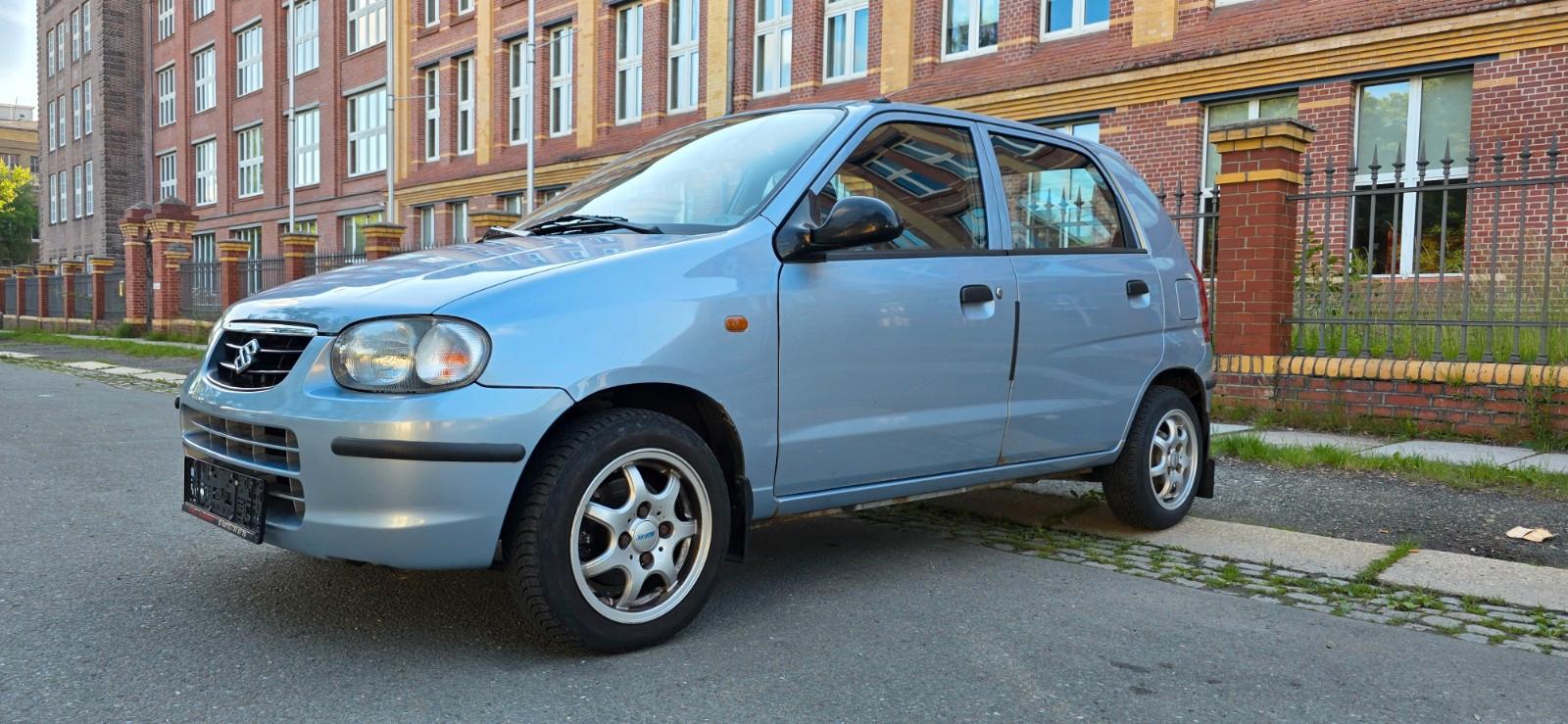 Suzuki Alto 1.1 Club*Automatik*63 Tkm*5 Türig*2 te Hand