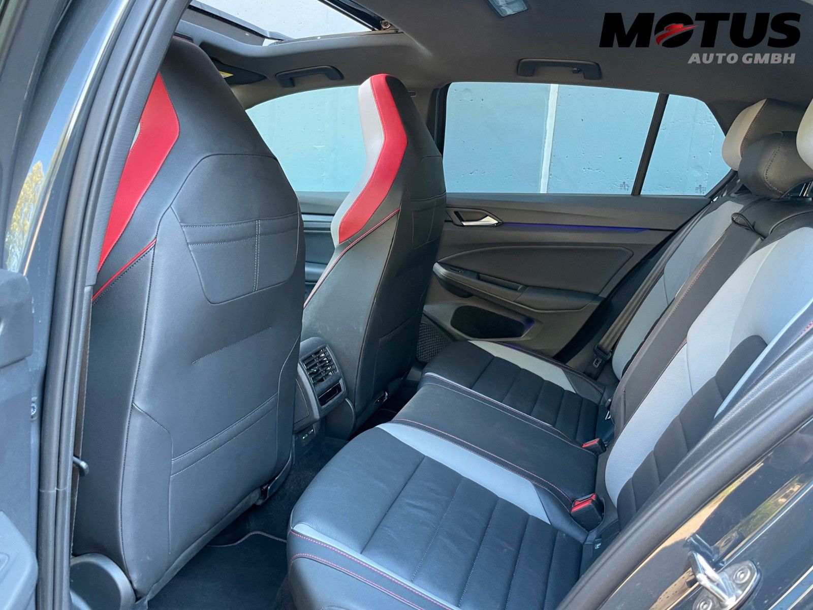 Volkswagen Golf 8 GTI Clubsport Pan/Matrix/Kam/HUD/DCC/NÜRB foto 25