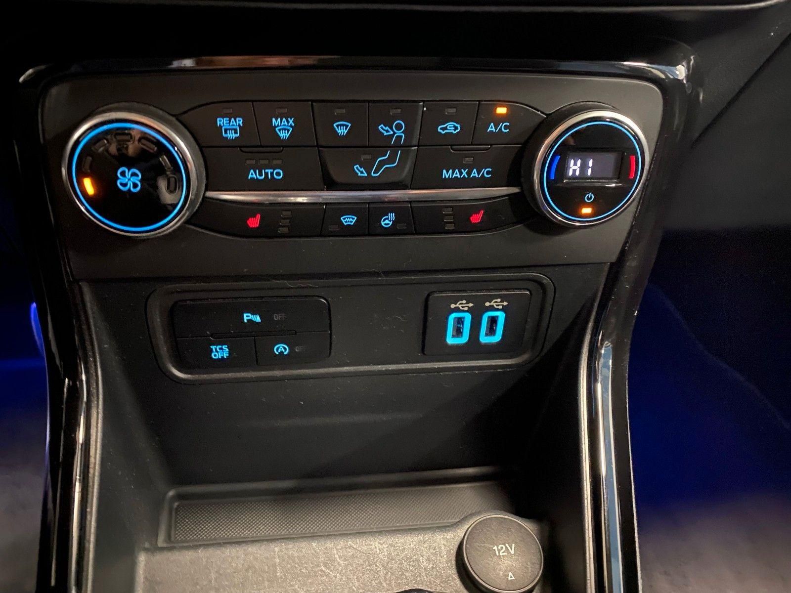 Fahrzeugabbildung Ford 1.0 EcoSport ST-Line+NAVI+XENON+ALLWETTER+KAMERA