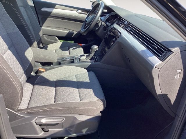 Volkswagen Passat Variant - Bild 15